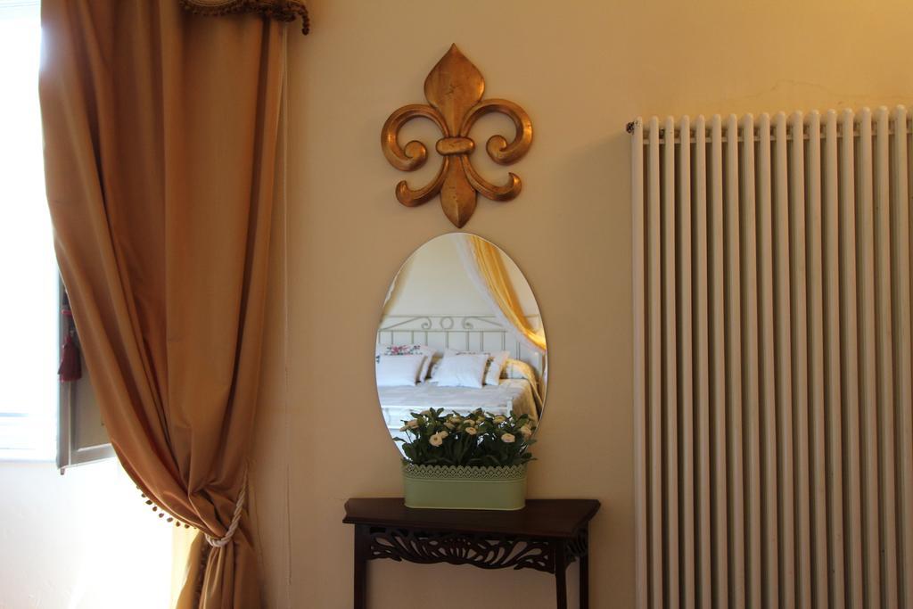 Dimora Nobiliare Bed & Breakfast Pisa Oda fotoğraf